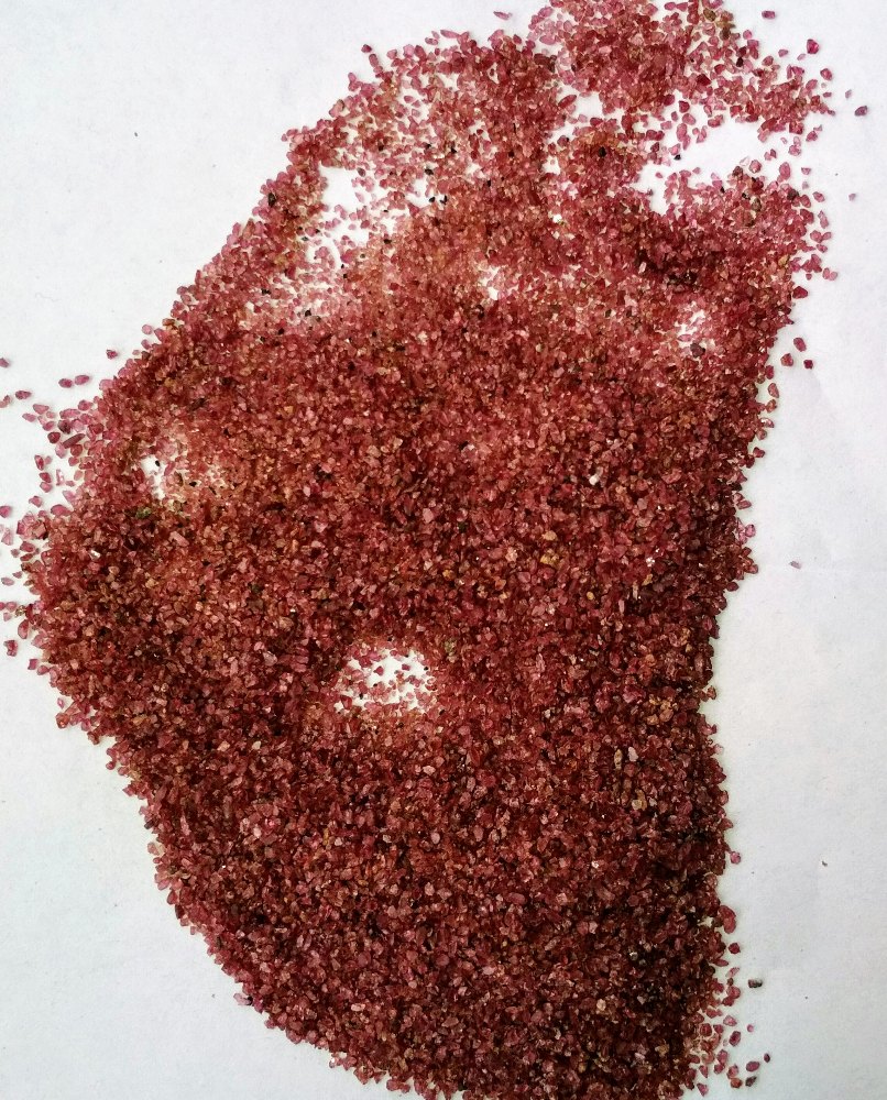 sand-blasting-garnet.jpg